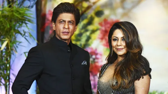 Shah Rukh Khan reveals first Valentine's Day present he gifted to wife