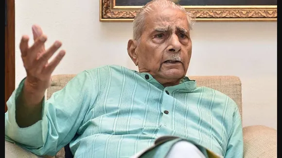 Former law minister Shanti Bhushan dies aged 97