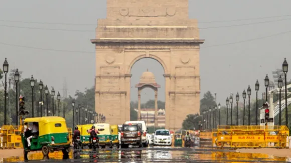 Delhi records below-normal minimum temperature of 19.5 deg C