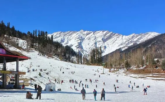 Snow, rain lead to dip in temperature in Himachal