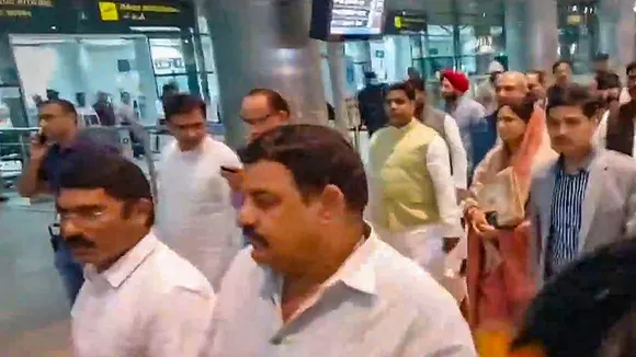 Amid poaching fears, Bihar Congress MLAs flown to Hyderabad