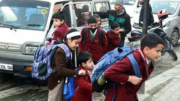 Students in Kashmir head back to schools after 3-month-long winter break