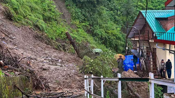 Himachal: Four killed in heavy rains, MeT issues red alert for four districts including Shimla