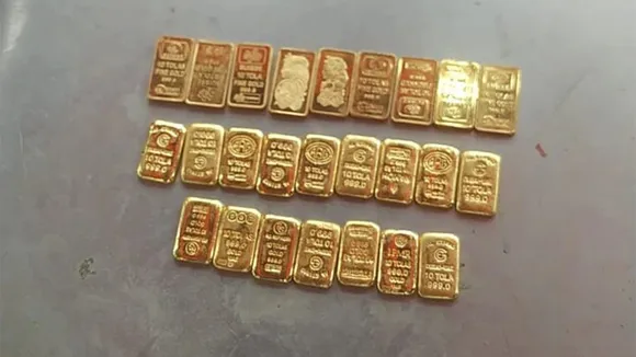 Bengal: Gold biscuits worth Rs 8.5 cr recovered near Bangladesh border; 2 smugglers held
