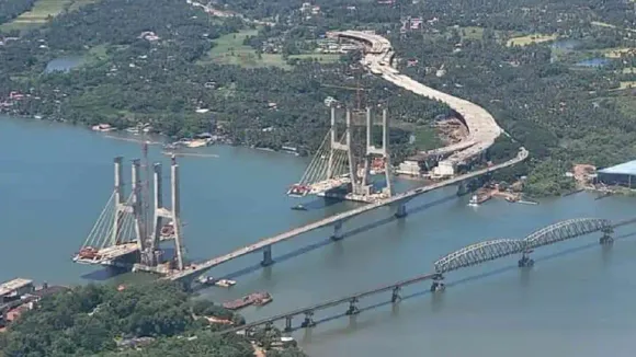 Goa: Revelry on new Zuari bridge, traffic jam on old overpass
