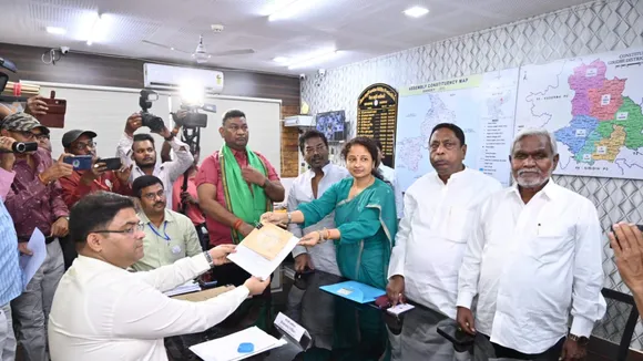 Kalpana Soren files nomination as JMM candidate from Gandey assembly seat