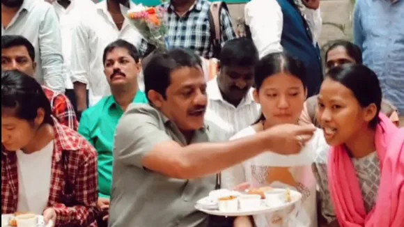 Karnataka Minister celebrates birthday with students from Manipur, promises to bear their education cost