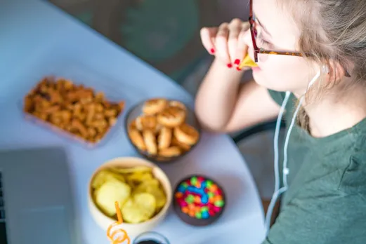 Eating junk food linked with reduced deep sleep quality: Study