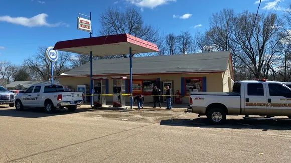 Six killed in shooting in Mississippi; 52-year-old shooter arrested