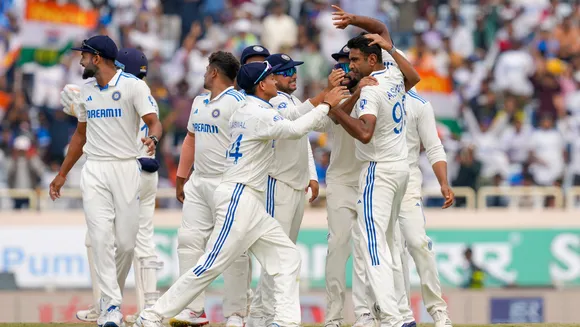 India fight back, England lead surges to 166 runs at tea on Day 3 of 4th Test