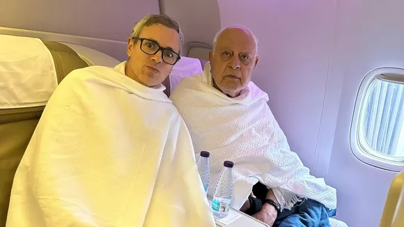 Farooq, Omar leave for Saudi Arabia for Umrah