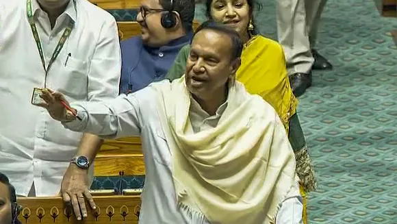 Noisy scenes in Lok Sabha over T R Baalu's remark against Union Minister Murugan