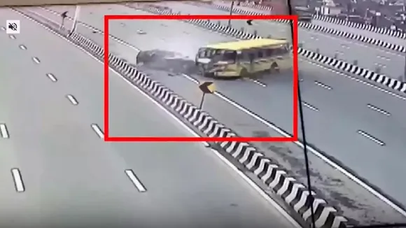 6 dead as school bus collides with car on Delhi-Meerut expressway