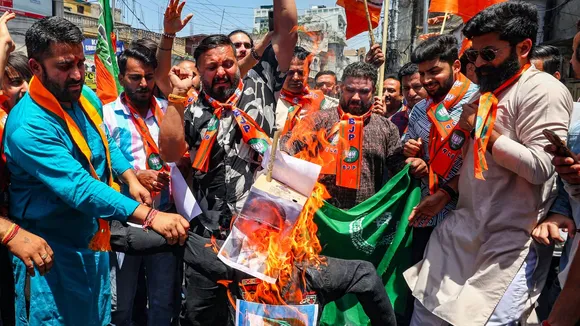 J-K: BJP protests against party worker's murder, accuses admin of ignoring requests for security