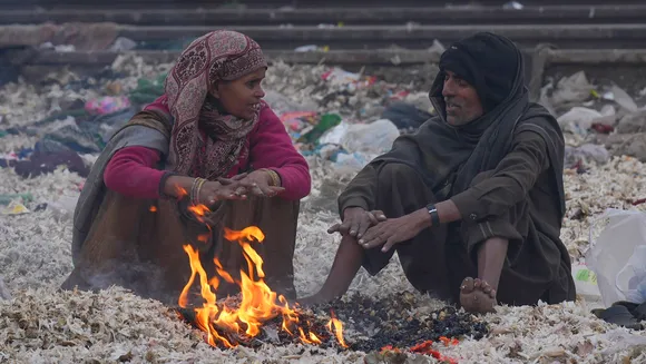 Cold wave in Kashmir, Srinagar records minus 4.6 degrees Celsius