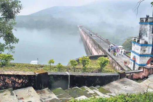 Mullaperiyar dam water levels surge, authorities to release excess water