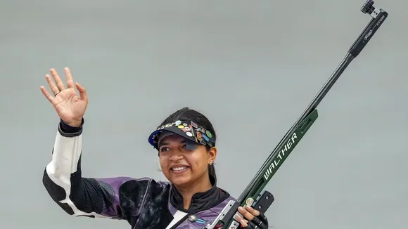 Mamata congratulates shooter Sift Kaur Samra on winning gold at Asian Games