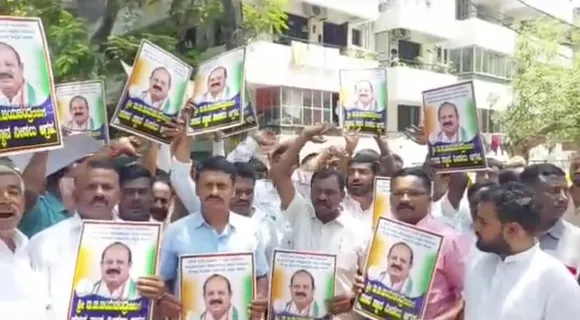 Karnataka Cabinet expansion: Protests break out as discontent spills out into the streets