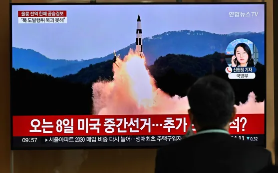 2 Koreas exchange missile launches near tense sea border