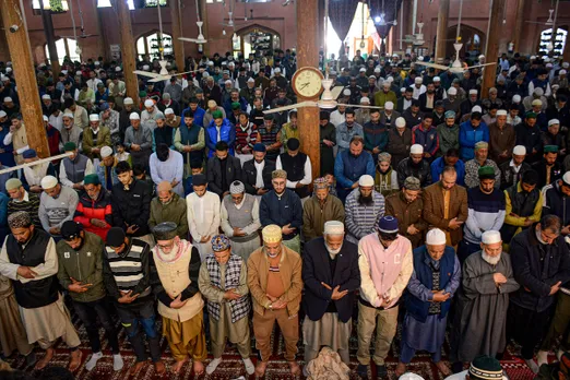 Eid celebrated in Kashmir with traditional fervour; no Eid prayers at Jamia Masjid