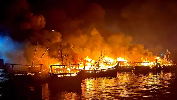 35 boats gutted in fire at Visakhapatnam, police search for group which partied in one of them