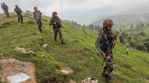 Terrorists fire at two forest department employees in J-K's Pulwama