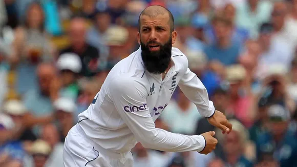 Moeen Ali fined 25% of match fee for spraying drying agent on bowling hand