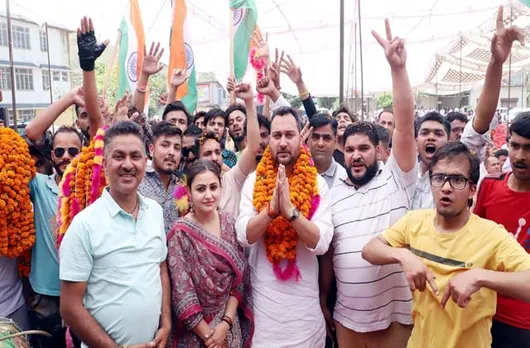 Himachal: Independent candidate Ashish Sharma wins from Hamirpur