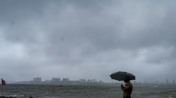 Incessant rains in Mumbai; IMD forecasts heavy to very heavy showers