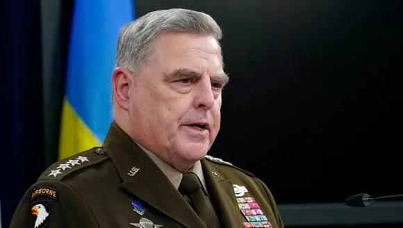 US Gen Mark Milley visits Ukrainian soldiers training site in Germany