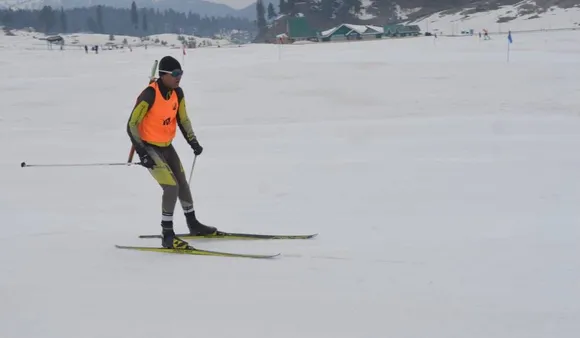 Army organises skiing championship in Gulmarg for Kashmiri youngsters