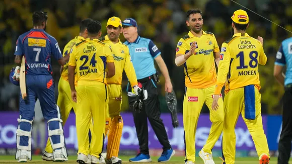CSK beat LSG by 12 runs but Dhoni upset with too many "no balls, wides"