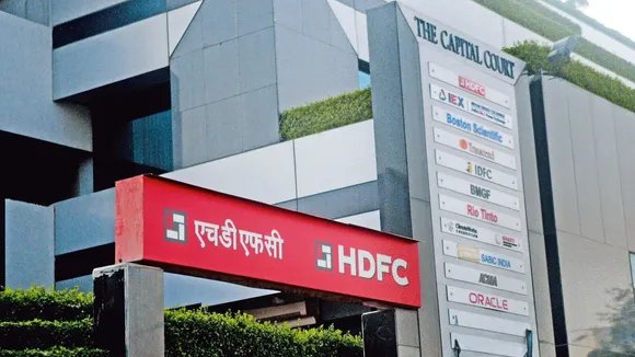 HDFC reports 20% jump in Q4 net profit to Rs 4,425 cr