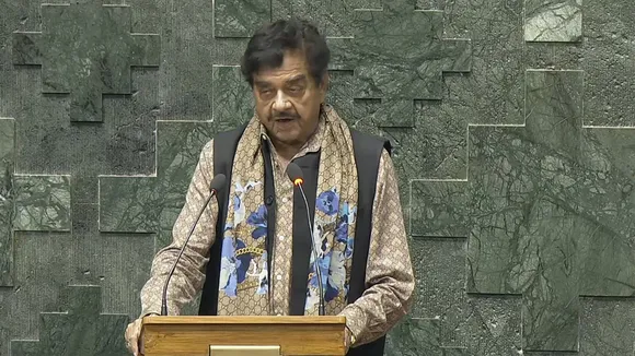 Shatrughan Sinha Oath