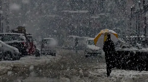 Fresh snowfall, rains in parts of Kashmir