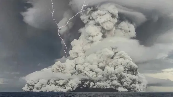 Tonga's Hunga eruption produced unprecedentedly intense lightning