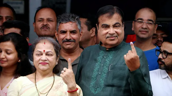 LS polls phase 1: Nitin Gadkari casts his vote in Nagpur, confident of victory by huge margin