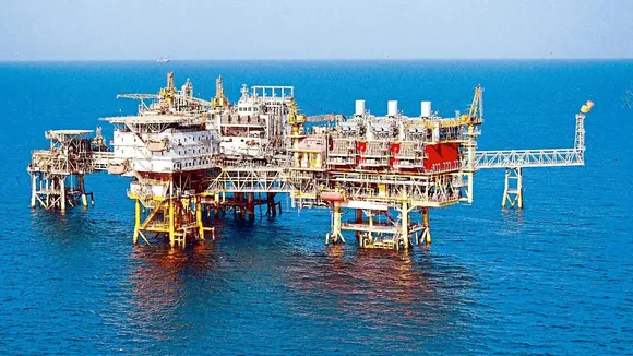 First shipment of discounted Russian crude oil arrives in Karachi: Pak PM Sharif