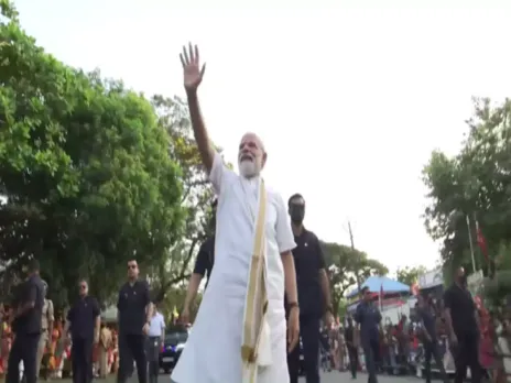 PM Modi receives rousing welcome in Kerala; thousands line the road to see him