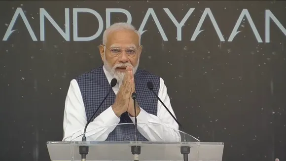 PM Modi gets emotional on Chandrayaan 3 success in his address at ISRO