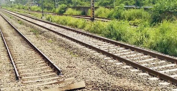 Minor girl run over by train in UP's Sultanpur