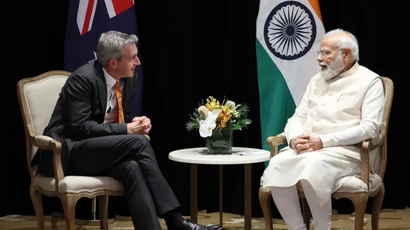 PM Modi meets prominent Australian business leaders in Sydney; invites investments in India