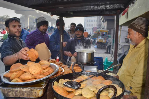 Cold morning in Delhi, max temperature likely to settle at 22 deg cel