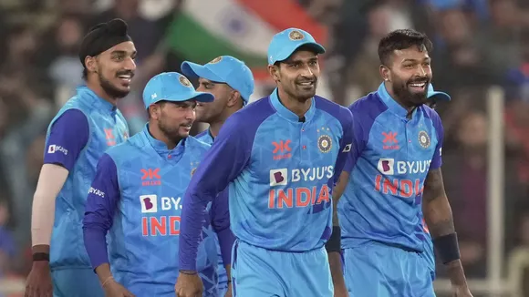 India beat NZ by record 168 runs in 3rd T20I, clinch series 2-1