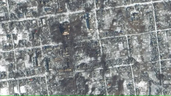 War in Ukraine at 2 years: Destruction seen from space - via radar