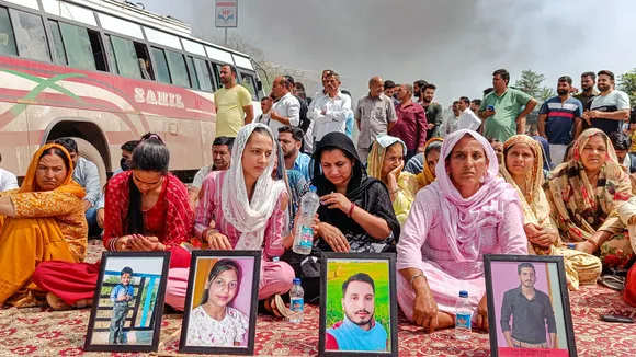 Dangri terror attack: Victim families block Jammu-Poonch highway; demand justice
