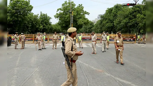 Farmers protest: Restrictions for commercial vehicles at Delhi border