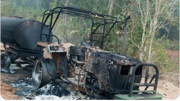 Naxalites torch mixing machine, tractor-tanker engaged to build road in Chhattisgarh