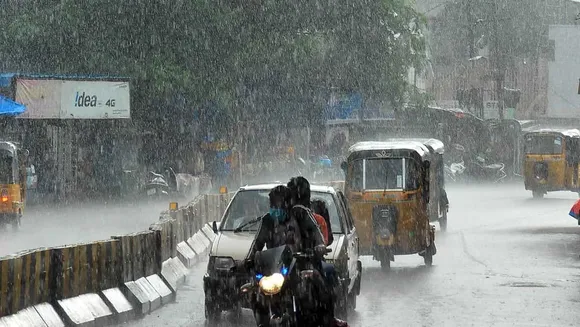 Owing to rains, Telangana govt declares holiday for educational institutions in Hyderabad