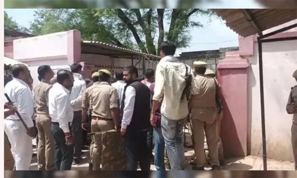 Two murder accused fired at on UP court premises, 6 cops suspended